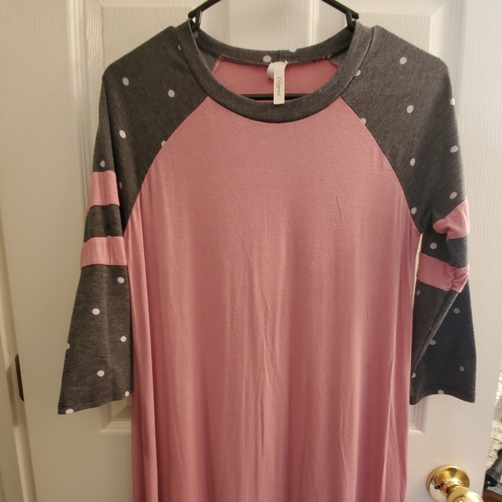 Dress - Picture 1 of 1